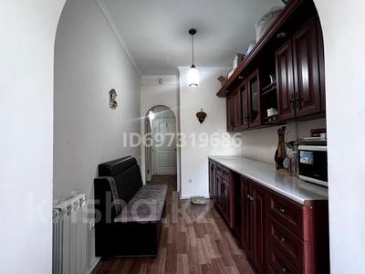 3-комнатная квартира · 61 м² · 2/5 этаж, Карахана 3 за 27 млн ₸ в Таразе