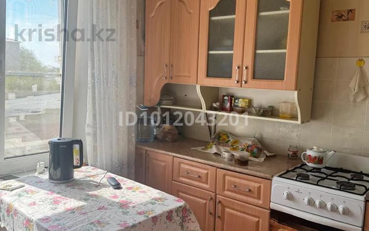 1-комнатная квартира · 30.2 м² · 3/5 этаж, мкр. Зачаганск пгт, Темиртауская 19/1 за ~ 8.3 млн 〒 в Уральске — фото 2