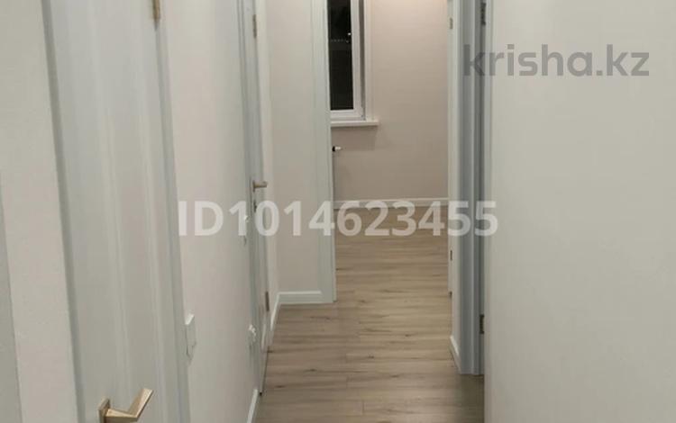 2-комнатная квартира · 58 м² · 2/16 этаж, Мангилик Ел 74 за 350 000 ₸ в Астане, Есильский р-н — фото 2