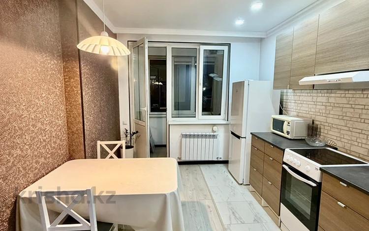 1-бөлмелі пәтер · 44.5 м² · 4/12 қабат, Абиша Кекилбайулы 97а, бағасы: 45 млн ₸ в Алматы, Бостандыкский р-н — фото 2