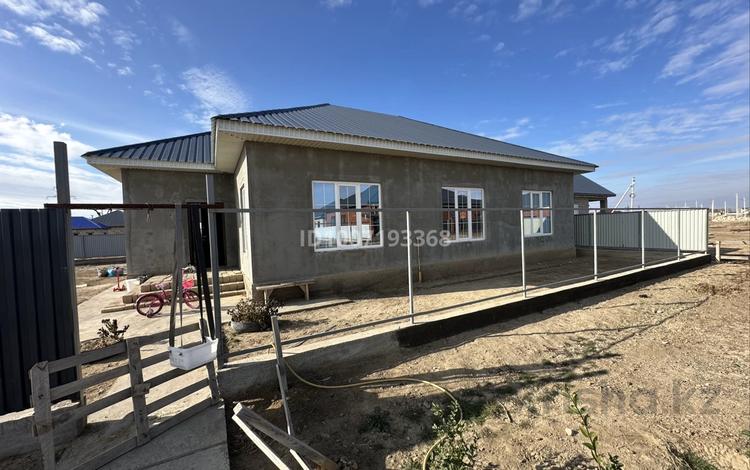 Отдельный дом · 4 комнаты · 160 м² · 8.6 сот., мкр Кокарна, 30 38 за 28 млн 〒 в Атырау — фото 2