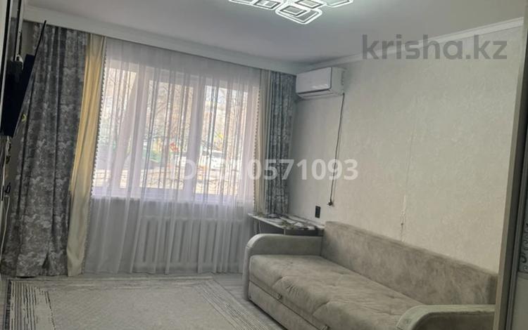 2-бөлмелі пәтер · 43 м² · 1/5 қабат, 5микр 2б, бағасы: 22 млн ₸ в Конаеве — фото 2