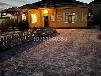 Жеке үй · 4 бөлме · 180.7 м² · 9 жүзд., Женис 3, бағасы: 41 млн ₸ в Атырау, мкр Мирас