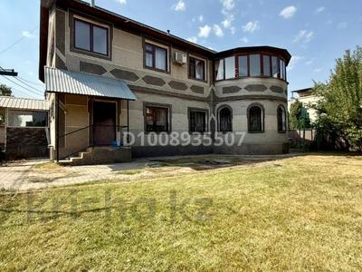 Отдельный дом · 8 комнат · 306.6 м² · 10 сот., мкр Таусамалы, Құлболды 2 за ~ 130 млн 〒 в Алматы, Наурызбайский р-н