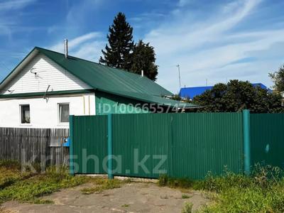 Отдельный дом · 3 комнаты · 44 м² · 12 сот., Школьная за 21 млн 〒 в Омске