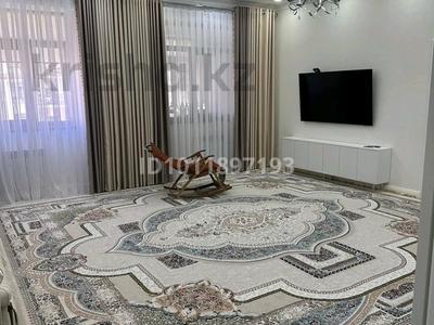 5-бөлмелі пәтер · 170 м² · 10/12 қабат, 16-й мкр. 49, бағасы: 55 млн ₸ в Актау, 18-й мкр 