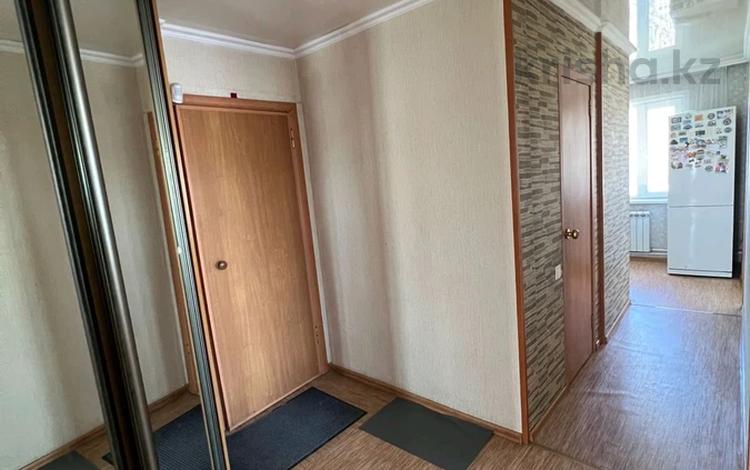 4-комнатная квартира · 62 м² · 5/5 этаж, Пришахтинск, Пришахтинск, 22й микрорайон 11 за 15.5 млн 〒 в Караганде, Алихана Бокейханова р-н — фото 3