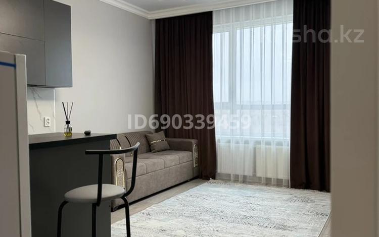 2-бөлмелі пәтер · 52 м² · 8/16 қабат, Сырым батыра 99/3 — Тулеметова-Сырым Батыр, бағасы: 300 000 ₸ в Шымкенте, Каратауский р-н — фото 2