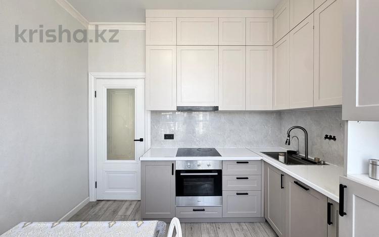 3-бөлмелі пәтер · 85 м² · 10/12 қабат, Санжара Асфендиярова 8, бағасы: 57.5 млн ₸ в Астане, Нура р-н — фото 2