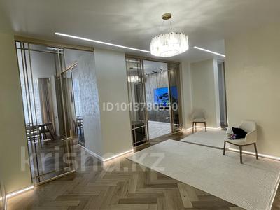 5-бөлмелі пәтер · 185 м² · 12/12 қабат, Казыбек би 19 — Толе би, бағасы: 172 млн ₸ в Астане, Есильский р-н