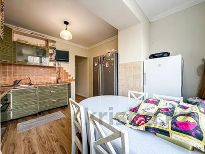 3-комнатная квартира · 70 м² · 4/5 этаж, мкр Орбита-4 за 56 млн 〒 в Алматы, Бостандыкский р-н