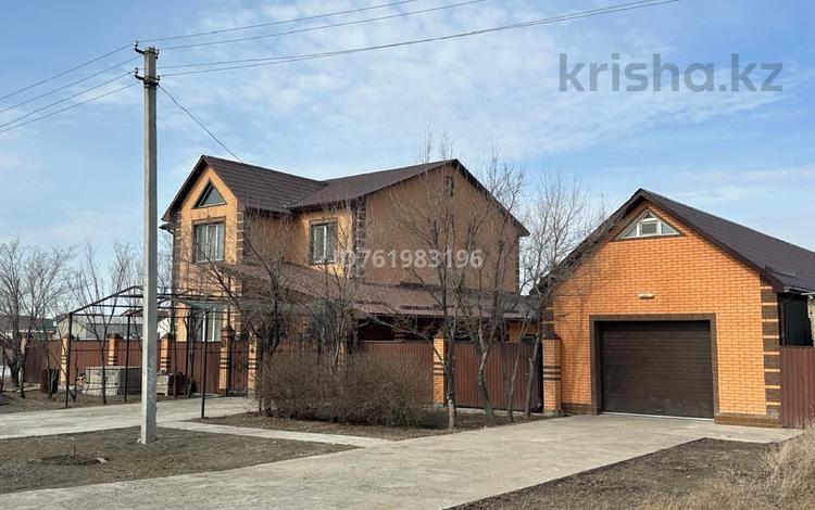 Жеке үй · 6 бөлме · 265 м² · 10 жүзд., Лесхоз-2 ш/а., Розы Баклановой — За Тойота центром, бағасы: 95 млн ₸ в Атырау, мкр Лесхоз-2 — фото 2
