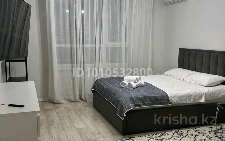 1-комнатная квартира · 55 м² · 9/12 этаж, Егизбаева 3, 8 — Каныша Сатпаева за 22 000 ₸ в Алматы, Бостандыкский р-н — фото 2