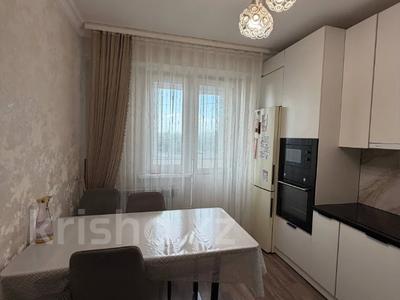 2-бөлмелі пәтер · 60 м² · 3/9 қабат, Ақсай-1 ш/а. — Толе Би, бағасы: 42.6 млн ₸ в Алматы, Ауэзовский р-н