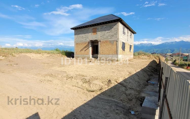 Отдельный дом · 8 комнат · 225.3 м², 7307 за 29 млн ₸ в Енбекши (Карасайский район) — фото 2