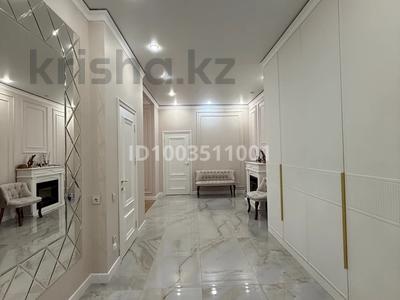 3-комнатная квартира · 120 м² · 12/19 этаж, мкр Новый Город, Камали Дюсембекова 1 за 73 млн 〒 в Караганде, Казыбек би р-н