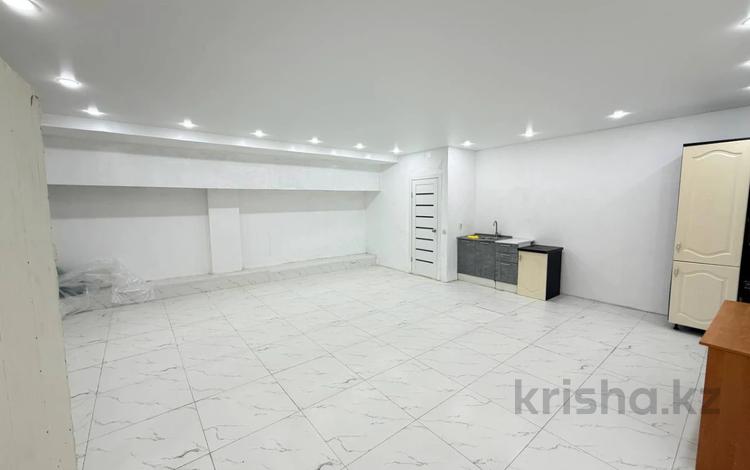 1-бөлмелі пәтер · 62.3 м² · 1/7 қабат, Караменде Би Шакаулы 64, бағасы: 12.7 млн ₸ в Астане, Сарыарка р-н — фото 2