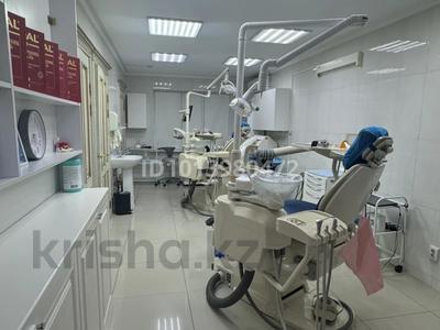 Свободное назначение, офисы, магазины и бутики, склады, салоны красоты, медцентры и аптеки, образование · 43 м² за 44.5 млн ₸ в Астане