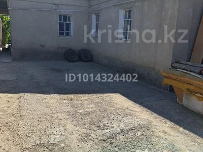 Жеке үй · 4 бөлме · 70 м² · 3.5 жүзд., Азербаева 39, бағасы: 25 млн ₸ в Таразе