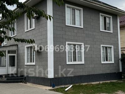 Жеке үй · 6 бөлме · 200 м² · 8 жүзд., Ақжар ш/а. — улица Абая, бағасы: 139 млн ₸ в Алматы, Наурызбайский р-н