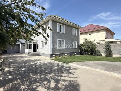 Отдельный дом · 6 комнат · 200 м² · 8 сот., мкр Акжар — улица Абая за 139 млн ₸ в Алматы, Наурызбайский р-н