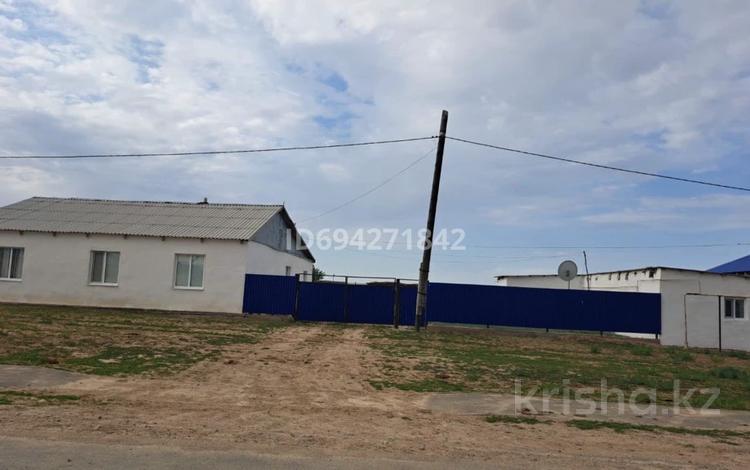 Отдельный дом · 4 комнаты · 200 м² · 30 сот., Карентаева 23 за 12 млн ₸ в Коктогай — фото 2