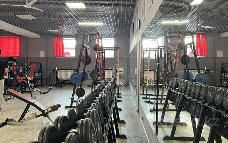 Свободное назначение · 2000 м² за 210 млн ₸ в Актобе, жилой массив Жилянка — фото 2