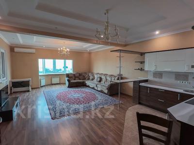 3-бөлмелі пәтер · 123.2 м² · 15/18 қабат, Муканова 241, бағасы: 120 млн ₸ в Алматы, Алмалинский р-н
