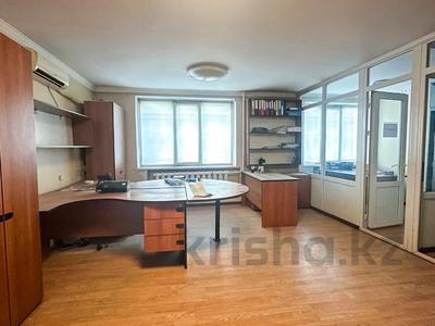 3-бөлмелі пәтер · 65 м² · 1/9 қабат, Назарбаева, бағасы: 19 млн ₸ в Талдыкоргане