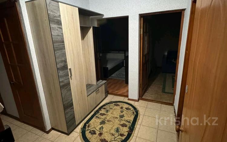 3-бөлмелі пәтер · 58 м² · 3/5 қабат, мкр Тастак-2, Турғыт Озала 28 — Райымбека, бағасы: 350 000 ₸ в Алматы, Алмалинский р-н — фото 2