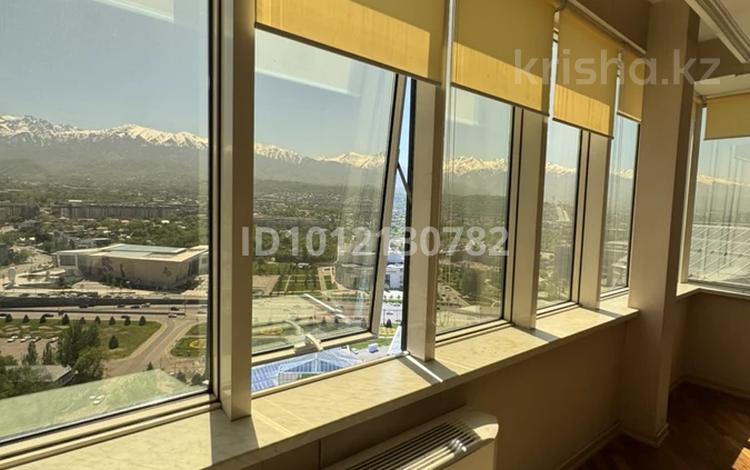 3-бөлмелі пәтер · 165 м² · 23/30 қабат, Аль-Фараби 7, бағасы: 145 млн ₸ в Алматы, Бостандыкский р-н — фото 2