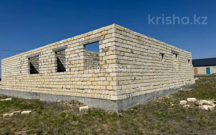 Отдельный дом · 5 комнат · 160 м² · 12 сот., Республика 1348 за 11 млн ₸ в Хромтау — фото 2