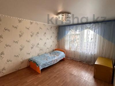 2-комнатная квартира · 56 м² · 8/10 этаж, Нурсултана Назарбаева п-рт 293 за 18.6 млн 〒 в Павлодаре