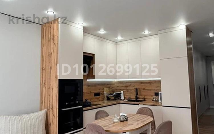 3-бөлмелі пәтер · 77.3 м² · 5/9 қабат, Бухар жырау 25, бағасы: 50 млн ₸ в Астане, Есильский р-н — фото 2
