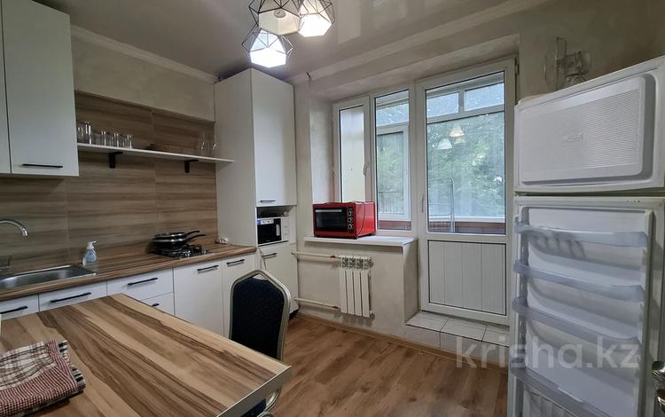 2-бөлмелі пәтер · 50 м² · 3/5 қабат, Достык — Омаровой, бағасы: 54 млн ₸ в Алматы, Медеуский р-н — фото 2