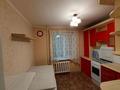 2-комнатная квартира, 52 м², 2/9 этаж помесячно, Жабаева за 120 000 〒 в Петропавловске — фото 2