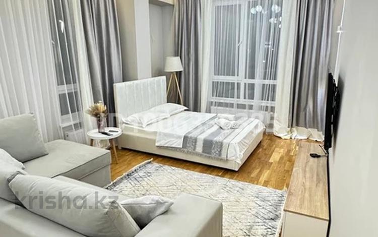 3-комнатная квартира · 75 м² · 1/7 этаж, Кабанбай батыра 60А/2 — Мега Экспо Отель Хилтон за 35 000 ₸ в Астане, Есильский р-н — фото 9