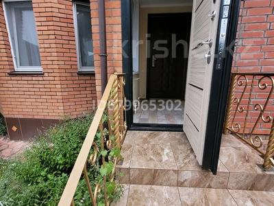 Жеке үй · 5 бөлме · 170 м², Карева 139, бағасы: 55 000 〒 в Уральске