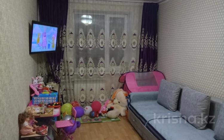 1-комнатная квартира, 37 м², 1/5 этаж, Кокжал Барака 2 за 14.9 млн 〒 в Усть-Каменогорске — фото 2