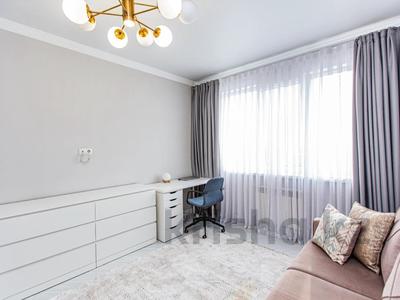 3-бөлмелі пәтер, 72 м², 10/12 қабат, мкр Акбулак, Дарабоз, бағасы: 34.9 млн 〒 в Алматы, Алатауский р-н