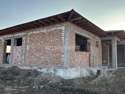 Отдельный дом · 4 комнаты · 180 м² · 6 сот., Молдагулова 11111 — Молдагулова за 62 млн 〒 в Абае