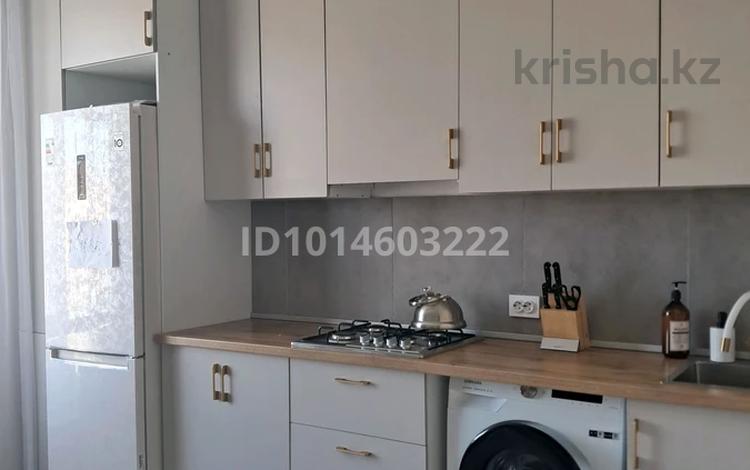 1-комнатная квартира · 50 м² · 4/5 этаж, Саздинское Лестничество 228/5 — По газизе Жубановой за 20.7 млн ₸ в Актобе — фото 2