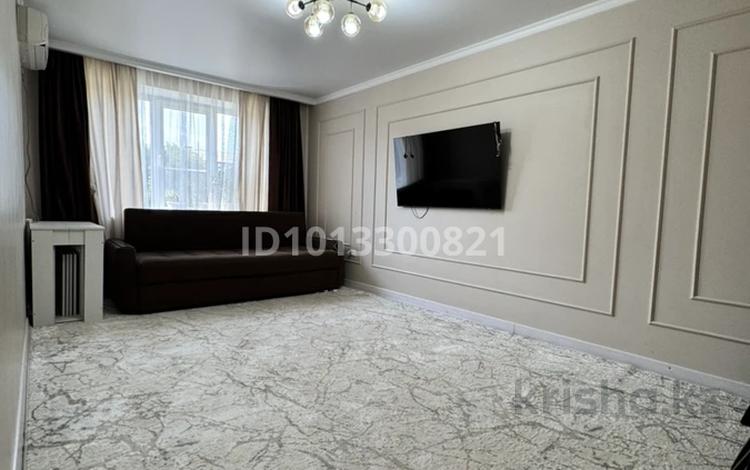 3-бөлмелі пәтер · 61.2 м² · 3/9 қабат, Қонаев ш/а. 50, бағасы: 24 млн ₸ в Уральске, мкр Кунаева — фото 2