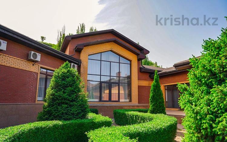 Отдельный дом · 7 комнат · 800 м² · 20 сот., мкр Горный Гигант — Капарова за ~ 1.2 млрд ₸ в Алматы, Медеуский р-н — фото 3