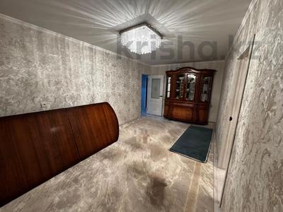 4-бөлмелі пәтер · 80 м² · 4/5 қабат, Абдыразакова 10 — Дархан, бағасы: 250 000 ₸ в Шымкенте, Аль-Фарабийский р-н
