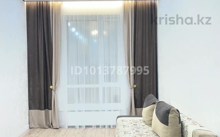 2-комнатная квартира · 41 м² · 9/12 этаж, Нажимеденова за 16 000 ₸ в Астане, Сарайшык р-н — фото 2
