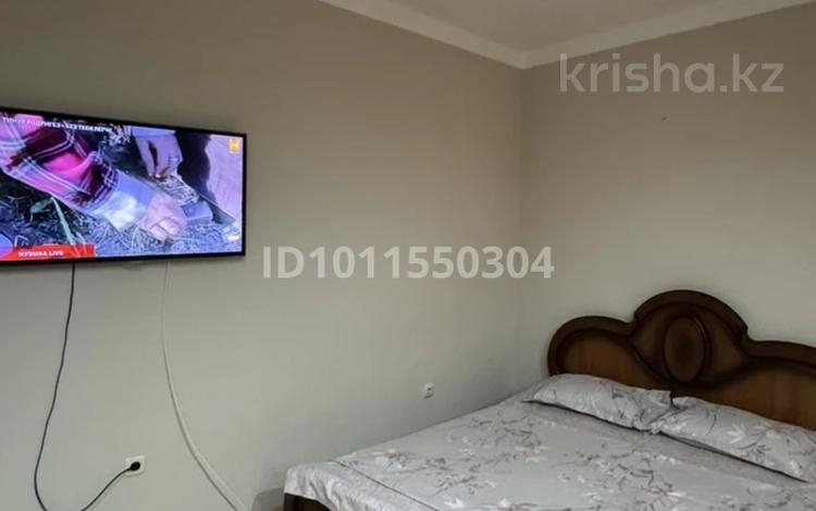 1-бөлмелі пәтер · 55 м² · 2/15 қабат, мкр 12 — Бөгенбай -батыр, 12 мкр,Аль Фараби, Улытау ресторан, Болашақ, Айропорт, Дастан, ДИНА, 51 гимназия, бағасы: 10 000 ₸ в Актобе — фото 2