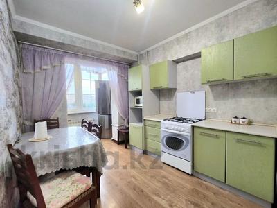 2-комнатная квартира, 55 м², 4/5 этаж, мкр Аксай-2, Толе би — Момышулы за 35 млн 〒 в Алматы, Ауэзовский р-н