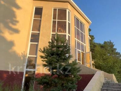 Отдельный дом · 7 комнат · 647.8 м² · 11.6 сот., Бурабай 1 за 155 млн 〒 в Щучинске