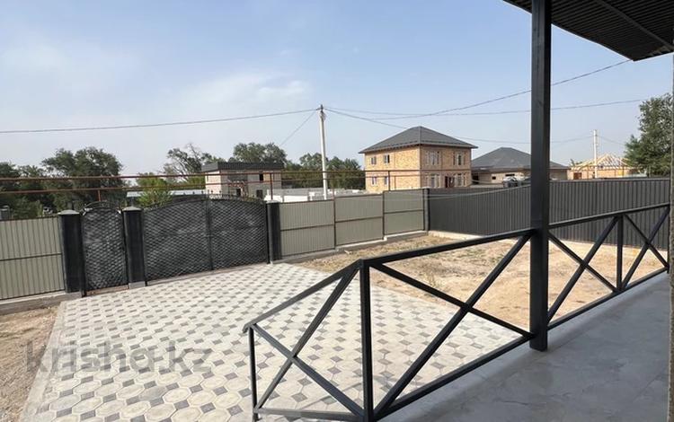 Отдельный дом · 4 комнаты · 150 м² · 5 сот., Аблайхана за 33 млн 〒 в Каскелене — фото 2